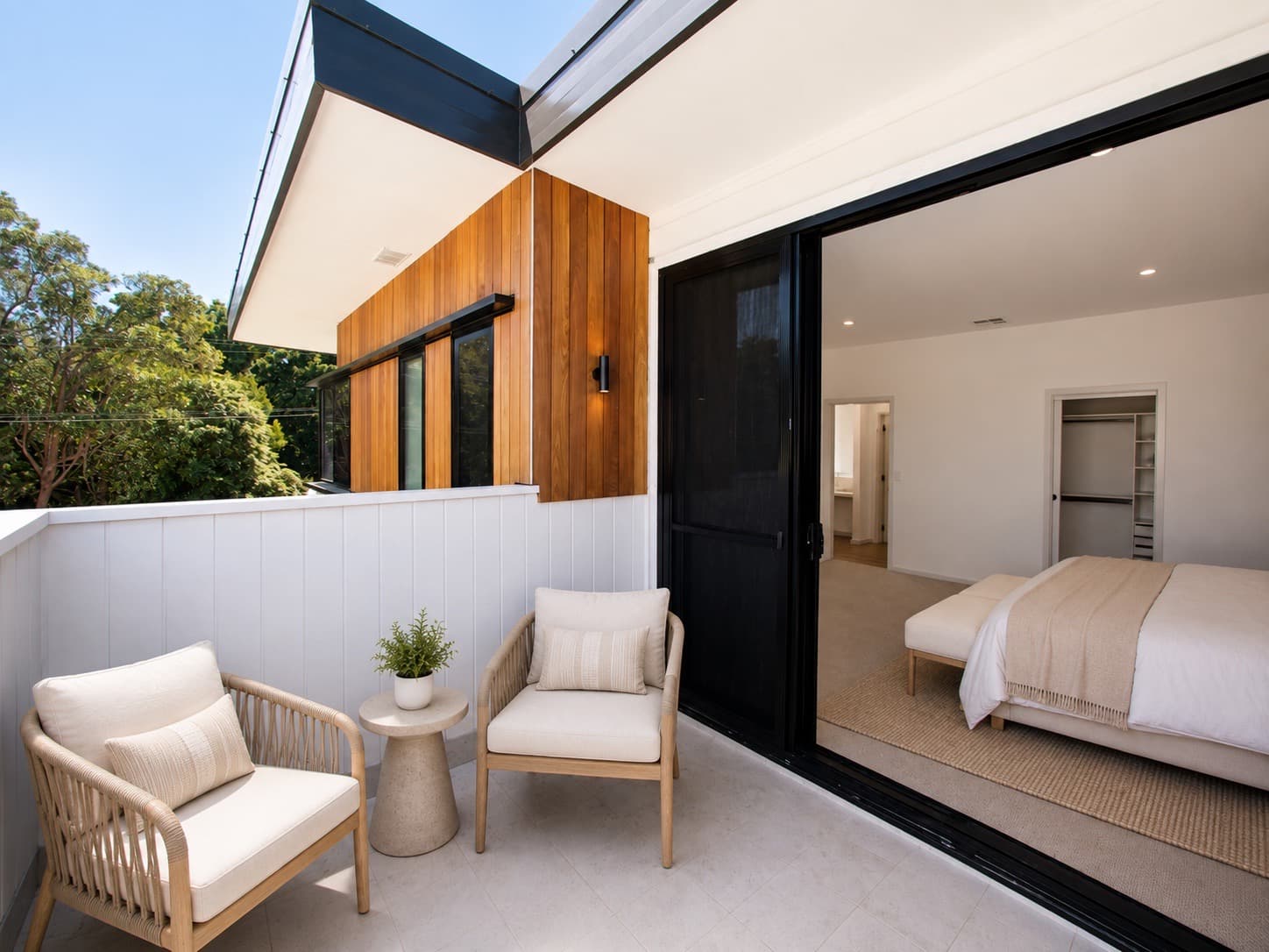 Private balcony adjoining the principal bedroom